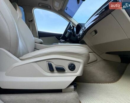 Ауді Ку 7 2017 у Рівному на Automoto.ua Білий Ауді Ку 7, об'ємом двигуна 3 л та пробігом 149 тис. км за 31000 $, фото 70 на Automoto.ua