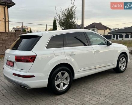 Білий Ауді Ку 7, об'ємом двигуна 2 л та пробігом 109 тис. км за 23900 $, фото 7 на Automoto.ua