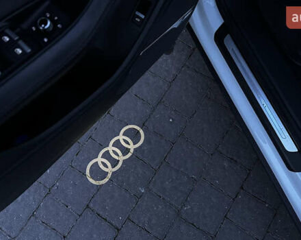 Білий Ауді Ку 7, об'ємом двигуна 3 л та пробігом 164 тис. км за 32300 $, фото 17 на Automoto.ua