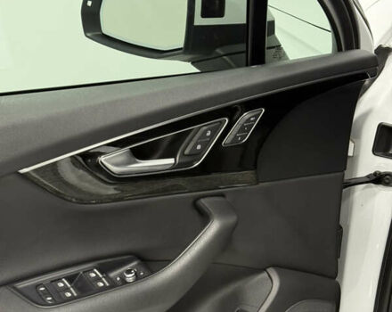 Белый Ауди Ку 7, объемом двигателя 3 л и пробегом 194 тыс. км за 25900 $, фото 8 на Automoto.ua