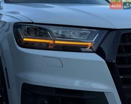 Ауді Ку 7 2017 у Рівному на Automoto.ua Білий Ауді Ку 7, об'ємом двигуна 3 л та пробігом 149 тис. км за 31000 $, фото 19 на Automoto.ua