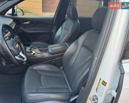 Белый Ауди Ку 7, объемом двигателя 3 л и пробегом 195 тыс. км за 23500 $, фото 19 на Automoto.ua