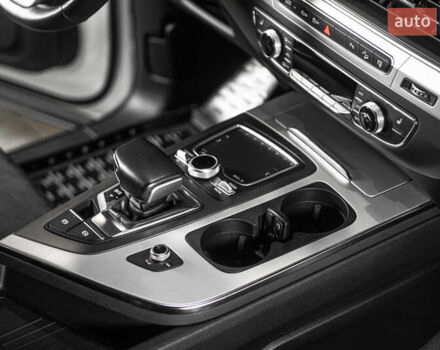 Білий Ауді Ку 7, об'ємом двигуна 2.97 л та пробігом 84 тис. км за 45900 $, фото 33 на Automoto.ua