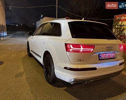 Білий Ауді Ку 7, об'ємом двигуна 2 л та пробігом 92 тис. км за 27900 $, фото 8 на Automoto.ua