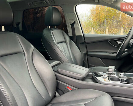 Білий Ауді Ку 7, об'ємом двигуна 3 л та пробігом 137 тис. км за 28800 $, фото 23 на Automoto.ua