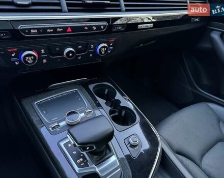 Белый Ауди Ку 7, объемом двигателя 3 л и пробегом 195 тыс. км за 23500 $, фото 27 на Automoto.ua