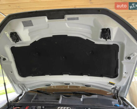 Білий Ауді Ку 7, об'ємом двигуна 3 л та пробігом 118 тис. км за 33000 $, фото 9 на Automoto.ua