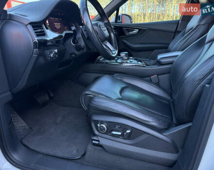 Білий Ауді Ку 7, об'ємом двигуна 3 л та пробігом 164 тис. км за 32300 $, фото 14 на Automoto.ua