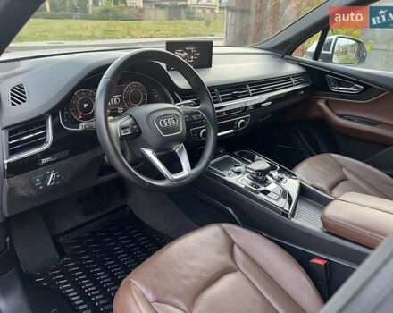 Білий Ауді Ку 7, об'ємом двигуна 2 л та пробігом 109 тис. км за 23900 $, фото 16 на Automoto.ua