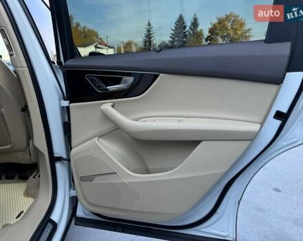 Ауді Ку 7 2017 у Рівному на Automoto.ua Білий Ауді Ку 7, об'ємом двигуна 3 л та пробігом 149 тис. км за 31000 $, фото 75 на Automoto.ua