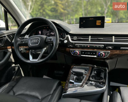 Белый Ауди Ку 7, объемом двигателя 3 л и пробегом 220 тыс. км за 49700 $, фото 12 на Automoto.ua