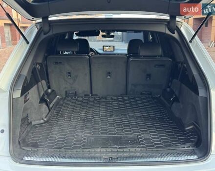 Белый Ауди Ку 7, объемом двигателя 3 л и пробегом 195 тыс. км за 23500 $, фото 37 на Automoto.ua