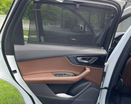 Білий Ауді Ку 7, об'ємом двигуна 3 л та пробігом 118 тис. км за 33000 $, фото 26 на Automoto.ua