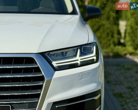 Білий Ауді Ку 7, об'ємом двигуна 3 л та пробігом 140 тис. км за 30999 $, фото 29 на Automoto.ua
