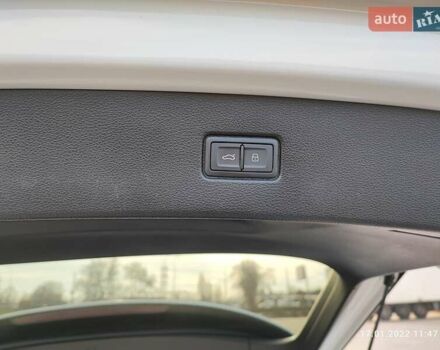 Белый Ауди Ку 7, объемом двигателя 2 л и пробегом 96 тыс. км за 44000 $, фото 23 на Automoto.ua