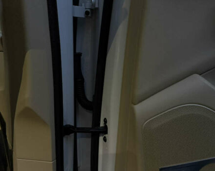 Білий Ауді Ку 7, об'ємом двигуна 1.98 л та пробігом 95 тис. км за 36000 $, фото 20 на Automoto.ua