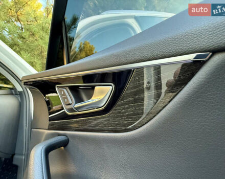 Белый Ауди Ку 7, объемом двигателя 3 л и пробегом 108 тыс. км за 31700 $, фото 99 на Automoto.ua