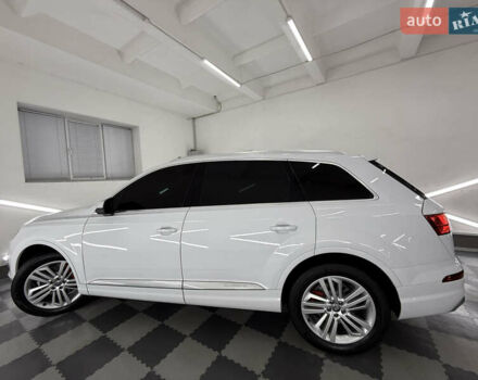 Белый Ауди Ку 7, объемом двигателя 2 л и пробегом 136 тыс. км за 25999 $, фото 114 на Automoto.ua