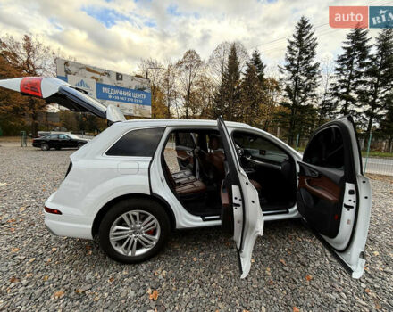 Ауді Ку 7 2018 у Трускавце на Automoto.ua Білий Ауді Ку 7, об'ємом двигуна 2 л та пробігом 136 тис. км за 29599 $, фото 26 на Automoto.ua