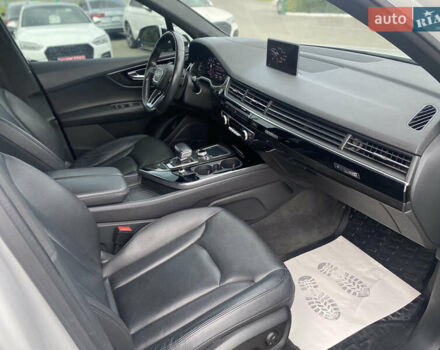 Белый Ауди Ку 7, объемом двигателя 3 л и пробегом 112 тыс. км за 35000 $, фото 27 на Automoto.ua