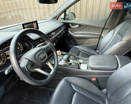 Ауди Ку 7 2018 в Киеве на Automoto.ua Белый Ауди Ку 7, объемом двигателя 3 л и пробегом 103 тыс. км за 35000 $, фото 4 на Automoto.ua