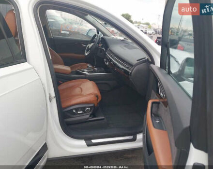 Белый Ауди Ку 7, объемом двигателя 3 л и пробегом 154 тыс. км за 12000 $, фото 9 на Automoto.ua