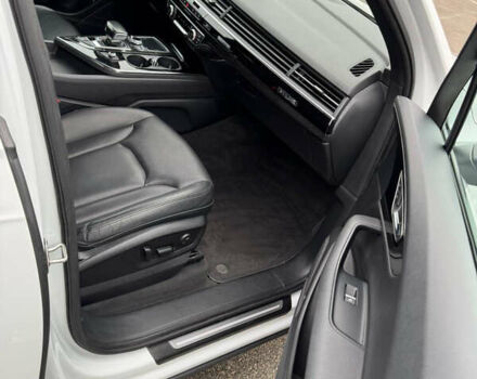 Белый Ауди Ку 7, объемом двигателя 3 л и пробегом 87 тыс. км за 32500 $, фото 19 на Automoto.ua