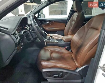 Белый Ауди Ку 7, объемом двигателя 3 л и пробегом 124 тыс. км за 8500 $, фото 6 на Automoto.ua