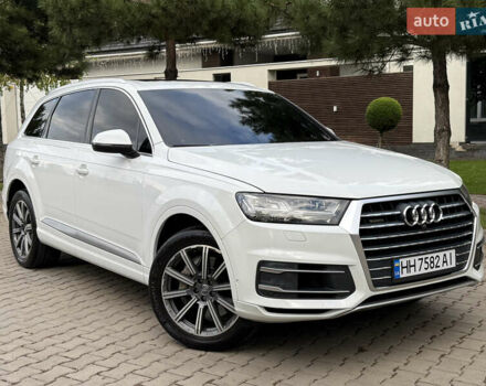 Белый Ауди Ку 7, объемом двигателя 3 л и пробегом 108 тыс. км за 29900 $, фото 3 на Automoto.ua