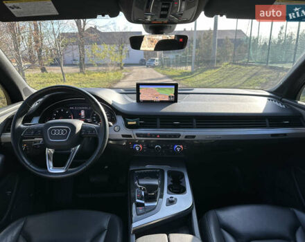 Білий Ауді Ку 7, об'ємом двигуна 2 л та пробігом 106 тис. км за 29500 $, фото 10 на Automoto.ua