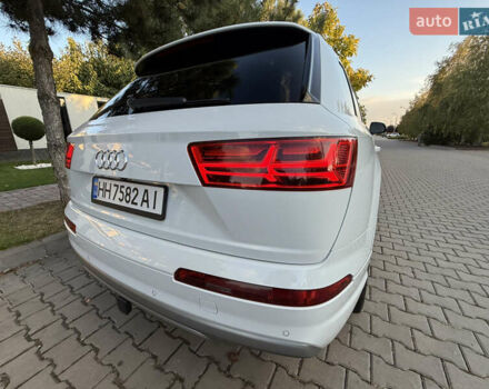 Белый Ауди Ку 7, объемом двигателя 3 л и пробегом 108 тыс. км за 31700 $, фото 101 на Automoto.ua