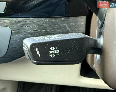 Білий Ауді Ку 7, об'ємом двигуна 3 л та пробігом 140 тис. км за 30999 $, фото 48 на Automoto.ua