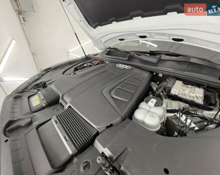 Белый Ауди Ку 7, объемом двигателя 2 л и пробегом 136 тыс. км за 25999 $, фото 80 на Automoto.ua