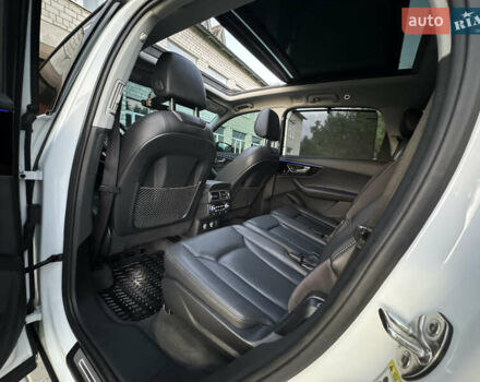 Ауді Ку 7 2018 у Самборе на Automoto.ua Білий Ауді Ку 7, об'ємом двигуна 3 л та пробігом 192 тис. км за 28500 $, фото 14 на Automoto.ua