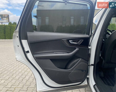 Белый Ауди Ку 7, объемом двигателя 3 л и пробегом 112 тыс. км за 35000 $, фото 28 на Automoto.ua