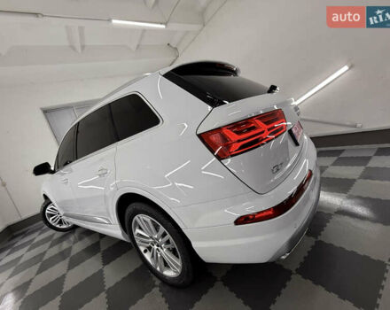 Білий Ауді Ку 7, об'ємом двигуна 2 л та пробігом 135 тис. км за 26999 $, фото 15 на Automoto.ua