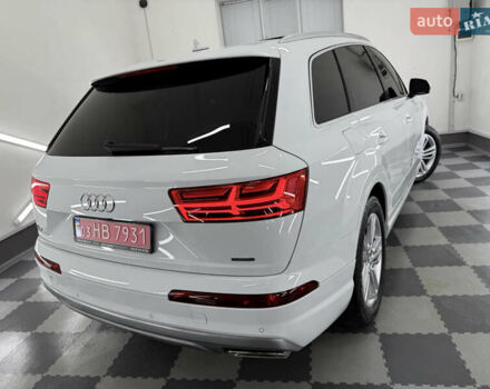 Білий Ауді Ку 7, об'ємом двигуна 2 л та пробігом 135 тис. км за 26999 $, фото 10 на Automoto.ua