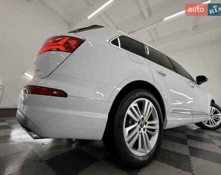 Білий Ауді Ку 7, об'ємом двигуна 2 л та пробігом 135 тис. км за 26999 $, фото 97 на Automoto.ua