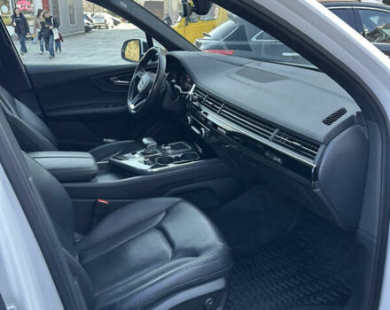 Белый Ауди Ку 7, объемом двигателя 3 л и пробегом 123 тыс. км за 37000 $, фото 13 на Automoto.ua