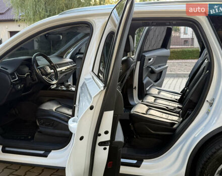 Белый Ауди Ку 7, объемом двигателя 3 л и пробегом 108 тыс. км за 31700 $, фото 79 на Automoto.ua