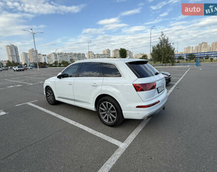 Ауди Ку 7 2018 в Киеве на Automoto.ua Белый Ауди Ку 7, объемом двигателя 3 л и пробегом 103 тыс. км за 35000 $, фото 9 на Automoto.ua