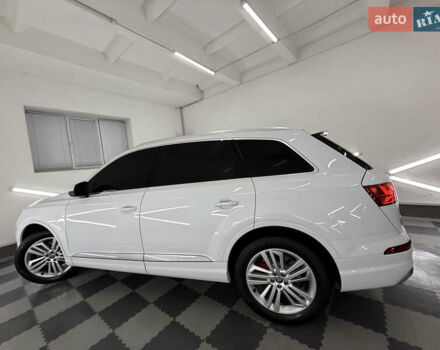 Белый Ауди Ку 7, объемом двигателя 2 л и пробегом 136 тыс. км за 25999 $, фото 113 на Automoto.ua