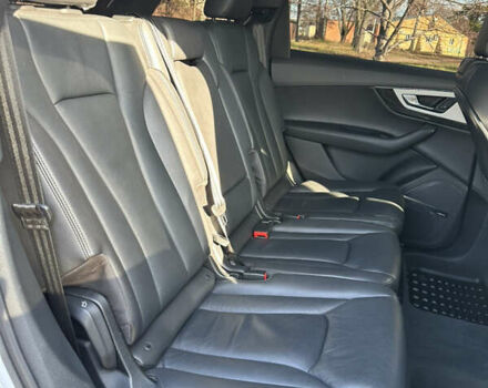 Білий Ауді Ку 7, об'ємом двигуна 2 л та пробігом 106 тис. км за 29500 $, фото 14 на Automoto.ua