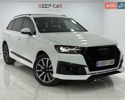 Белый Ауди Ку 7, объемом двигателя 3 л и пробегом 220 тыс. км за 27000 $, фото 3 на Automoto.ua