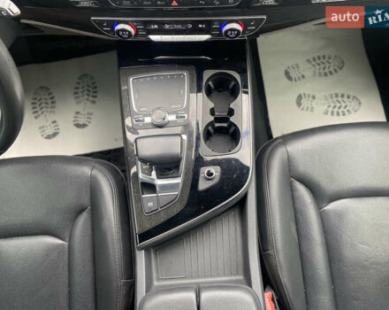 Белый Ауди Ку 7, объемом двигателя 3 л и пробегом 112 тыс. км за 35000 $, фото 22 на Automoto.ua