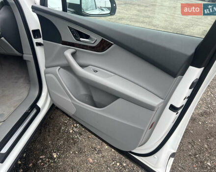 Белый Ауди Ку 7, объемом двигателя 2 л и пробегом 102 тыс. км за 26999 $, фото 13 на Automoto.ua