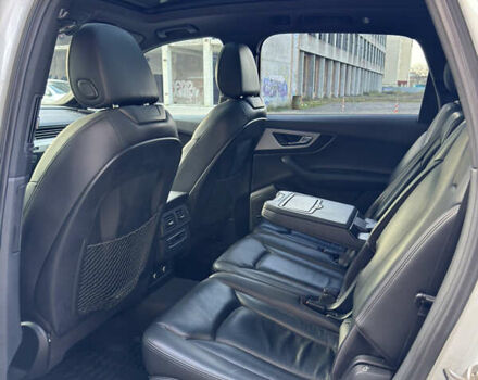 Білий Ауді Ку 7, об'ємом двигуна 1.98 л та пробігом 112 тис. км за 36800 $, фото 30 на Automoto.ua