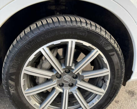 Білий Ауді Ку 7, об'ємом двигуна 1.98 л та пробігом 112 тис. км за 36800 $, фото 14 на Automoto.ua