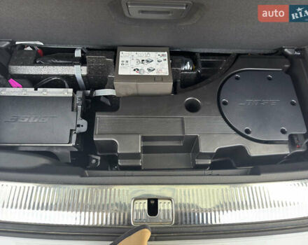 Білий Ауді Ку 7, об'ємом двигуна 1.98 л та пробігом 112 тис. км за 36800 $, фото 37 на Automoto.ua