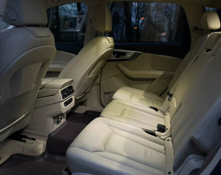 Білий Ауді Ку 7, об'ємом двигуна 1.98 л та пробігом 95 тис. км за 36000 $, фото 16 на Automoto.ua